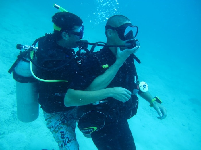 Estagiário Divemaster