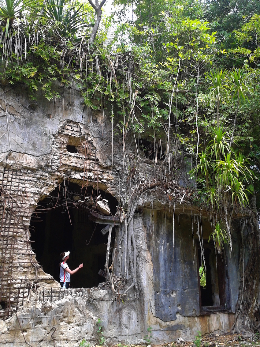Ruínas do Comando Militar Japonês em Peleliu Palau