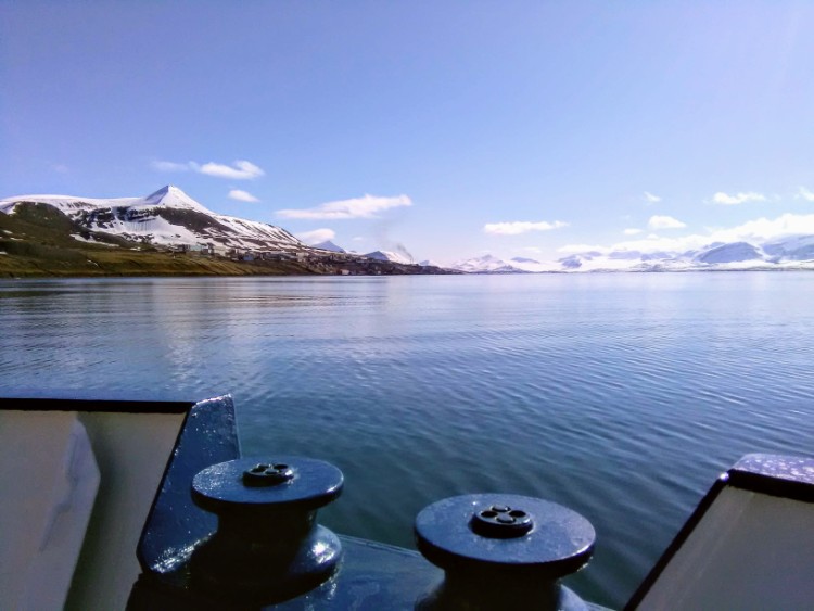 Svalbard Norway Fjord Scenery Boat Ride Henningsen