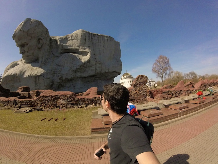 Soviet-Soldier-Brest-Fortress