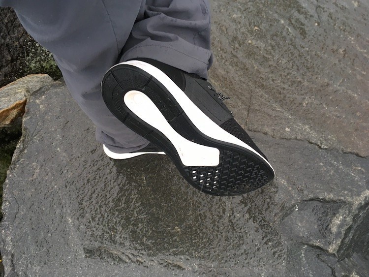 Waterproof sneakers 3